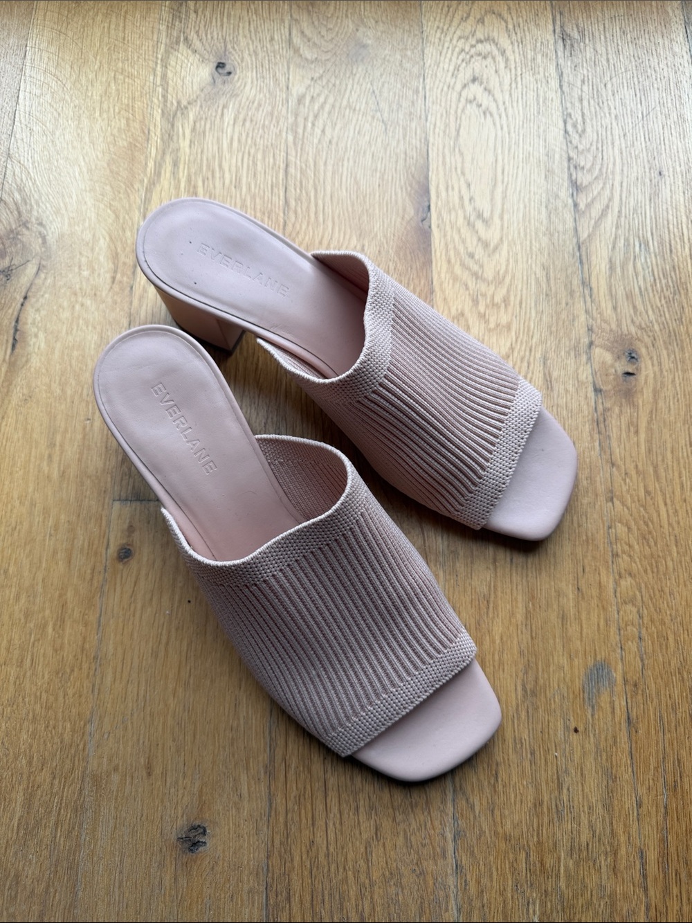 Everlane Ribbed Knit Open-Toe Slide Heels in Blush Pink